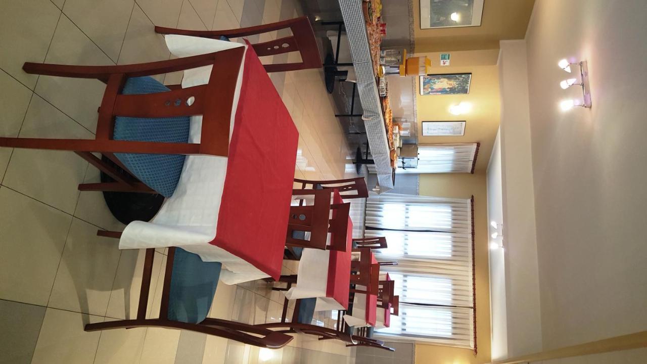 Hotel Alameda Villaviciosa  Εξωτερικό φωτογραφία