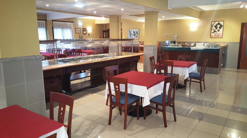 Hotel Alameda Villaviciosa  Εξωτερικό φωτογραφία